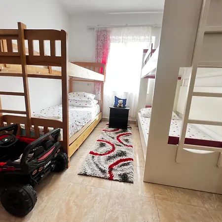 Chateau Sukaj Villa Ljaknasi