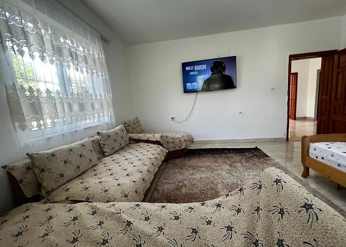 Villa Chateau Sukaj
