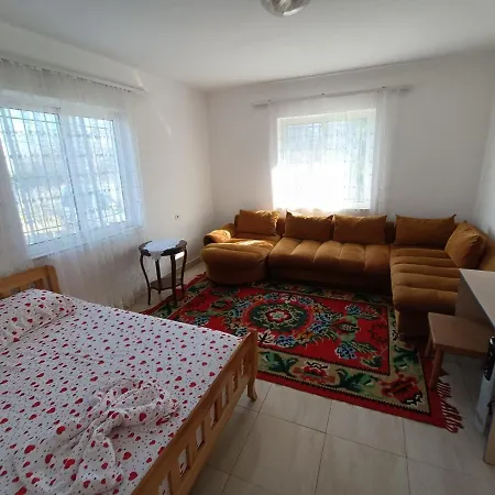 Vila Chateau Sukaj *