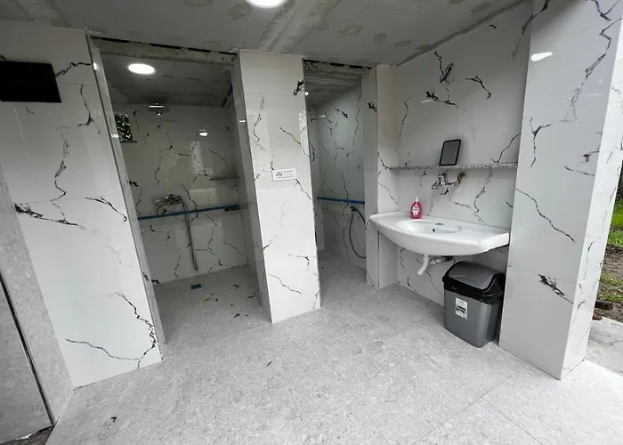 Villa Chateau Sukaj Ljaknasi