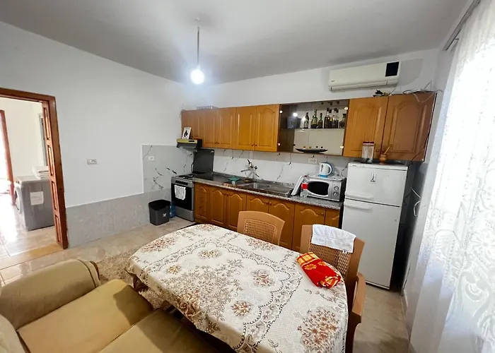 Villa Chateau Sukaj *