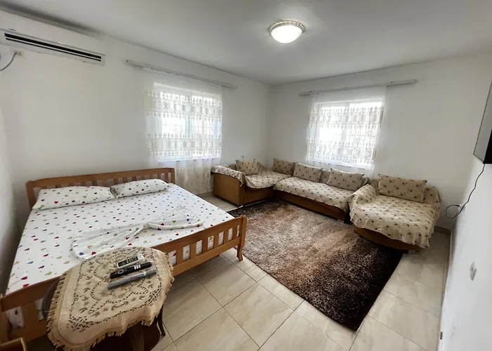 빌라 Chateau Sukaj *